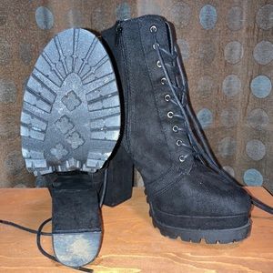 Fashion nova heel boots